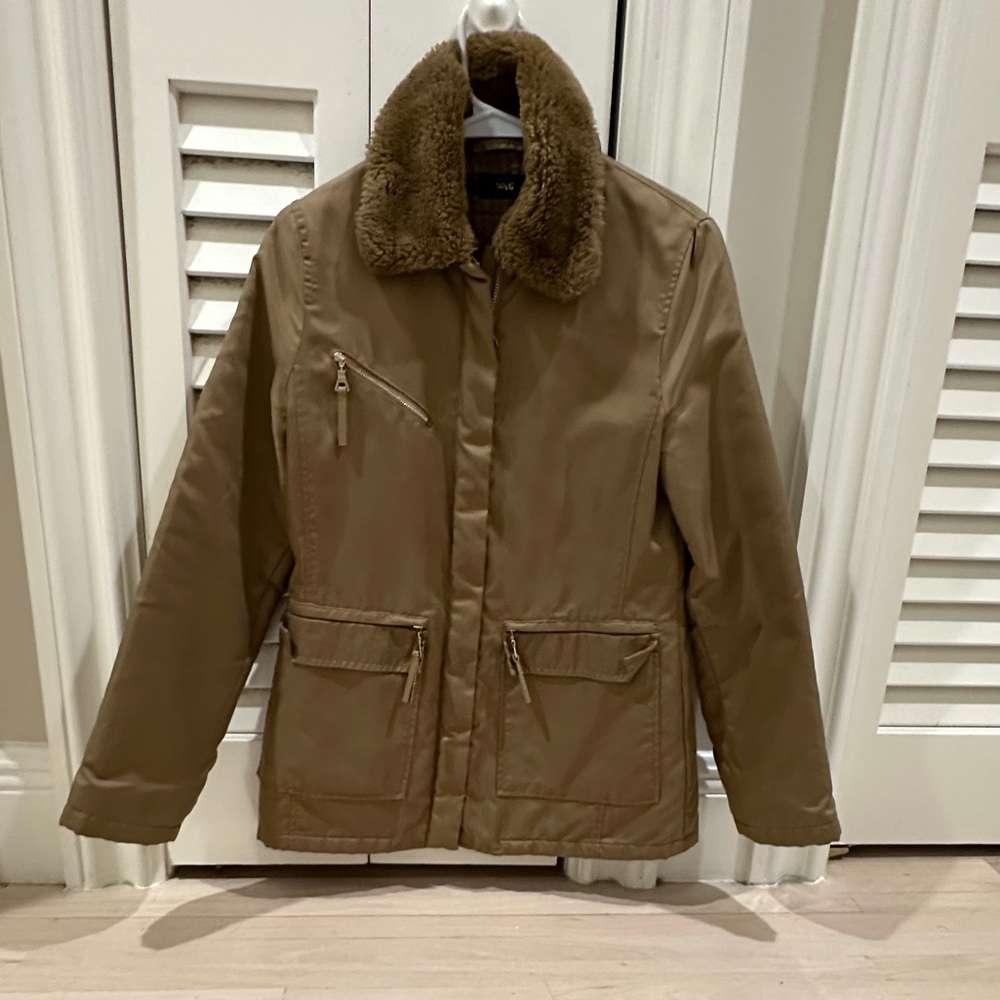 MANGO Women’s Jacket Tan Zip Up Fur Collar Bomber